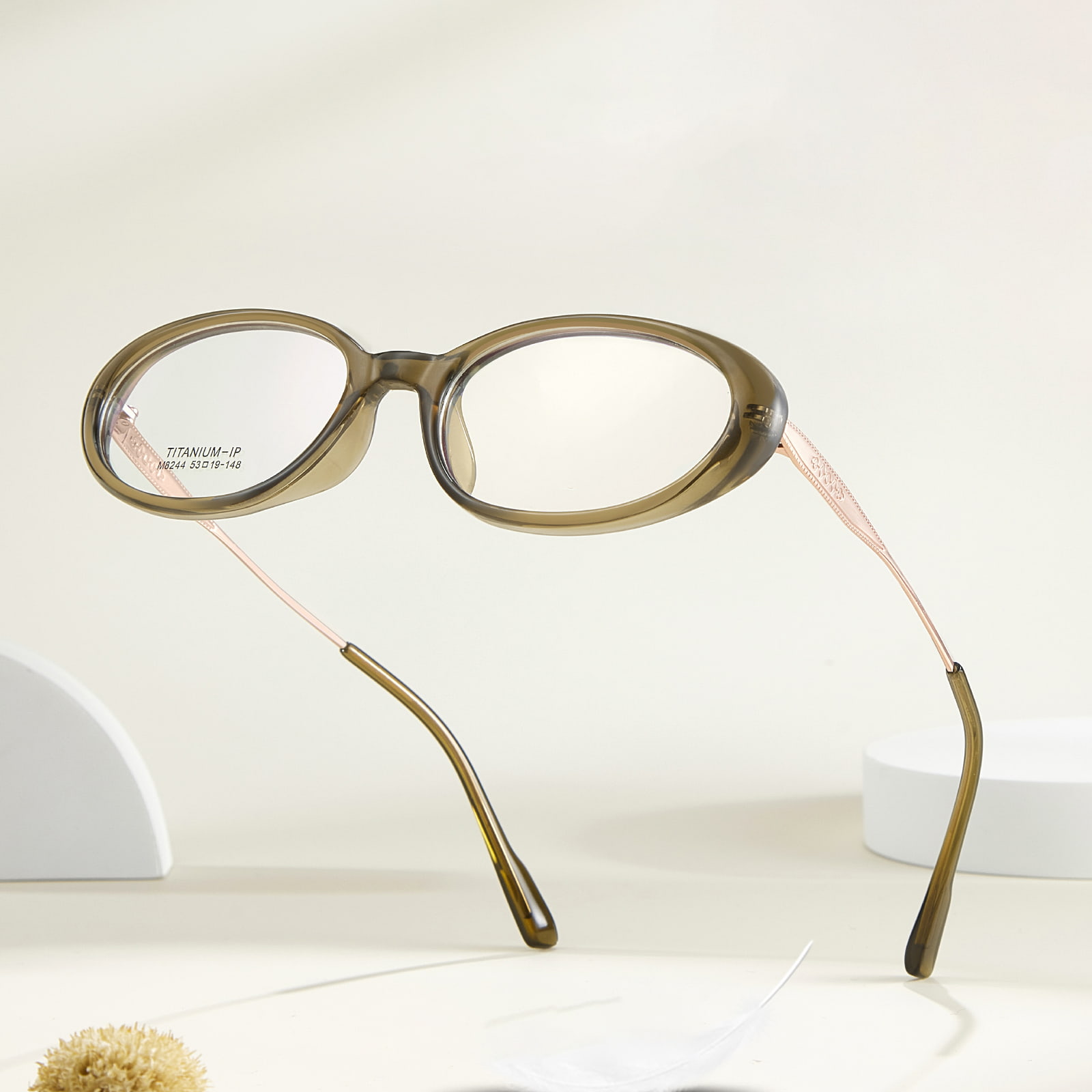 M8244 Gloiní Tíotáiniam Frith-Chreimeadh Oval Wide-Resistant β
